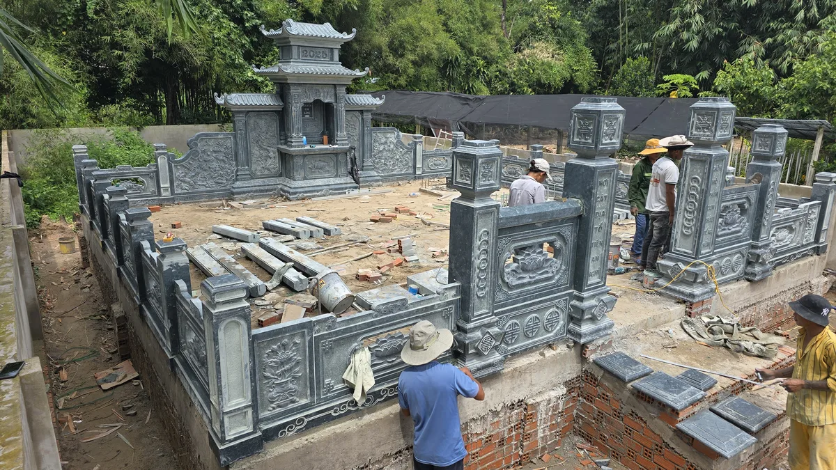 Khu Lăng Mộ Tại Nghĩa Trang Bình Dương