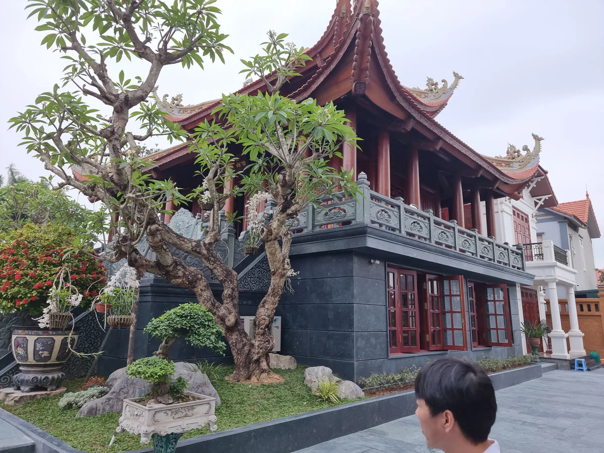 Nhà Thờ Tư Gia Trên Tầng 2 Cho Gia Chủ Tại Hải Dương