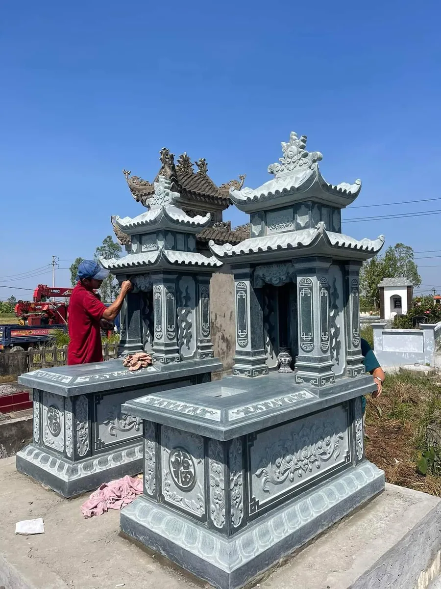 Mộ 2 Mái Đá Xanh Rêu Kt 107x167