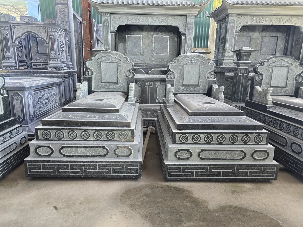 Mộ 5 Cấp Đá Xanh Rêu Kt 89x167