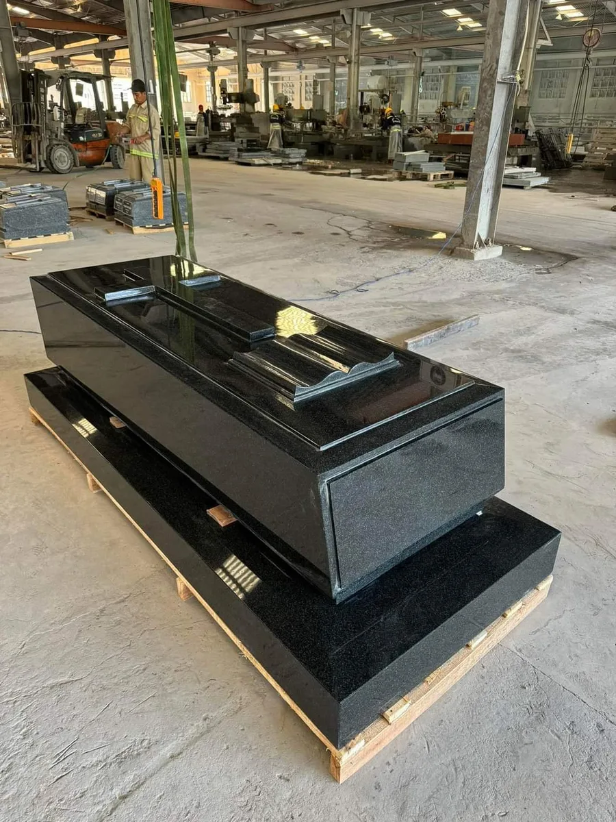 Mộ Granit Công Giáo