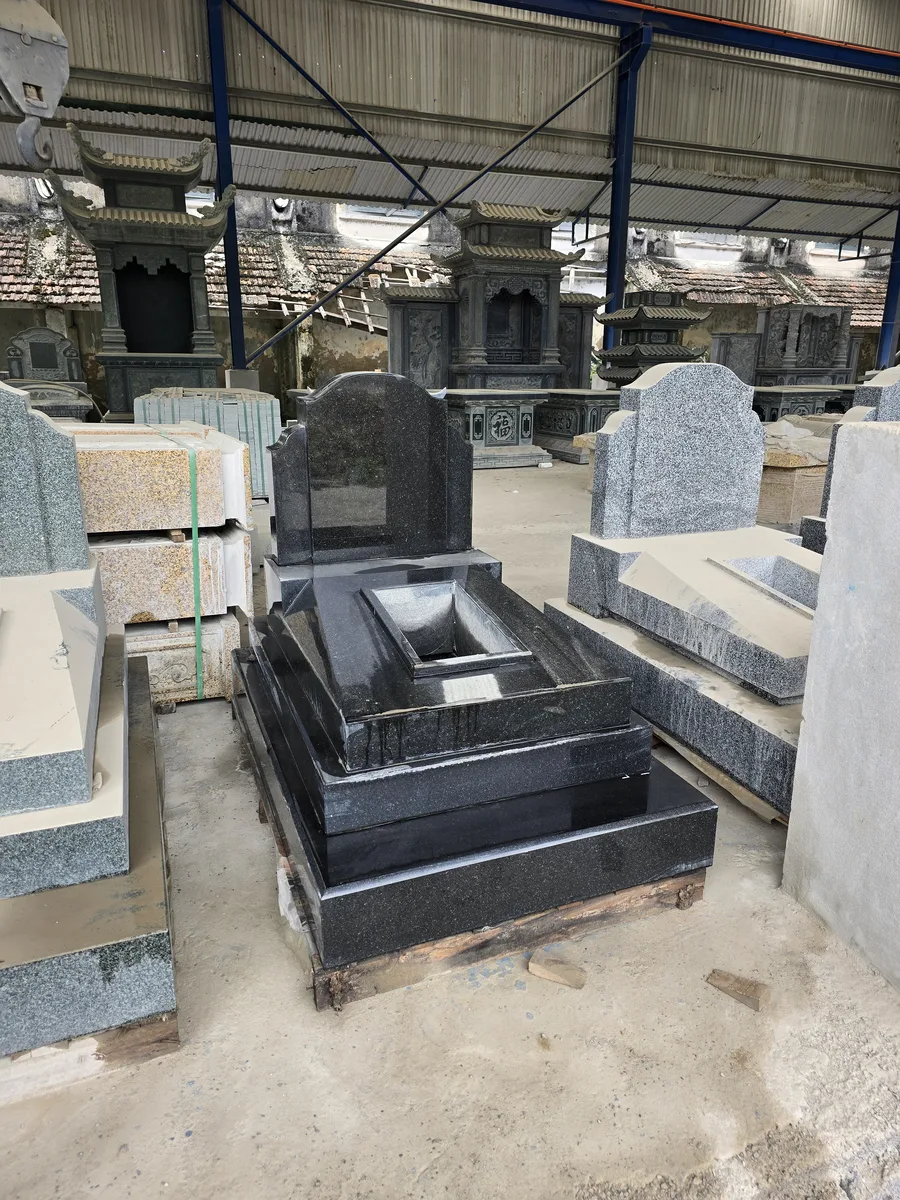 Mộ Granit Đen Ấn Độ Kt 81x127